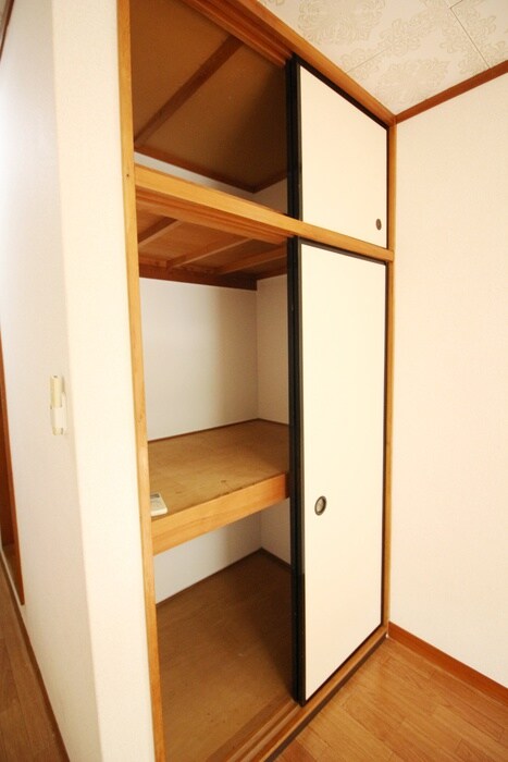 物件内観写真10　(収納)