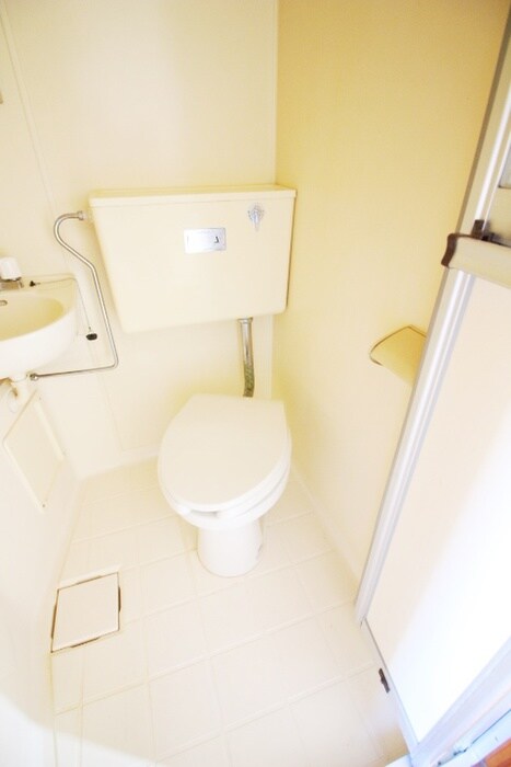 物件内観写真12　(トイレ)