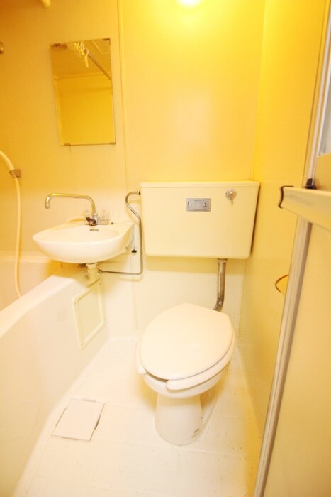 物件内観写真13　(トイレ)