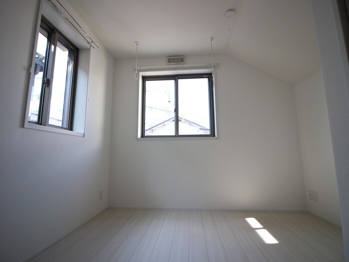 物件内観写真15　(居室)