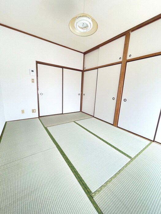 物件内観写真9　(居室)