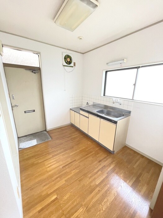 物件内観写真14　(廊下)