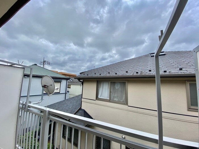 物件内観写真15　(室内からの展望)