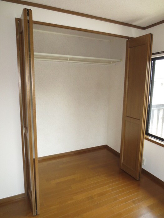 物件内観写真11　(収納)