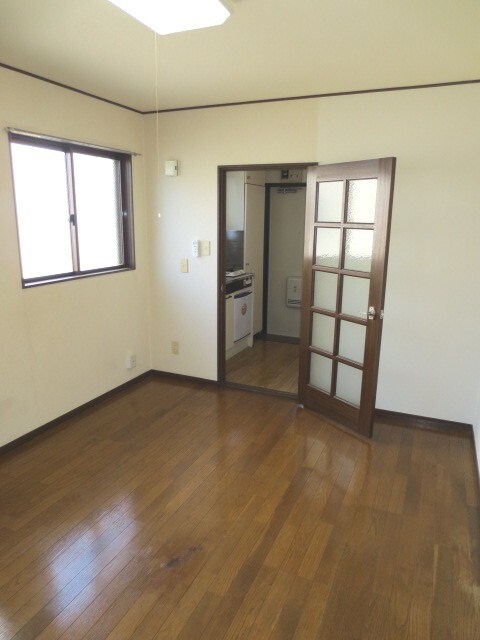 物件内観写真6　(居室)