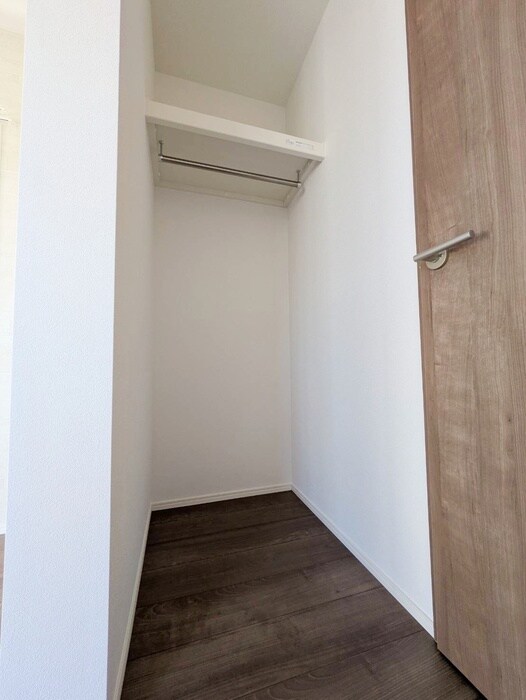 物件内観写真8　(収納)