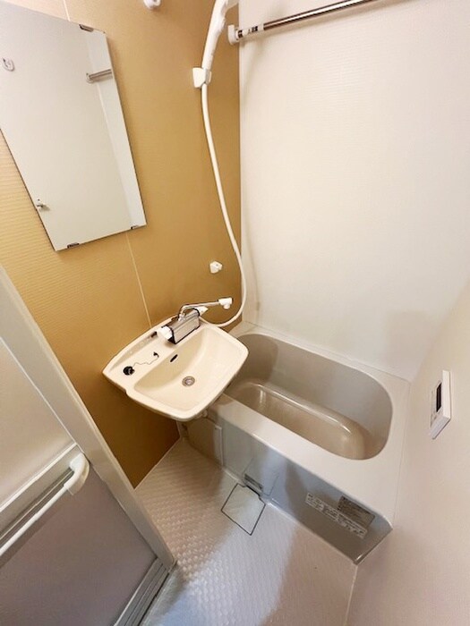 物件内観写真10　(バス／シャワールーム等)