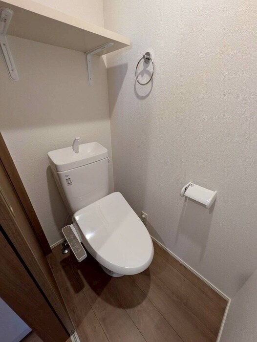 物件内観写真11　(トイレ)