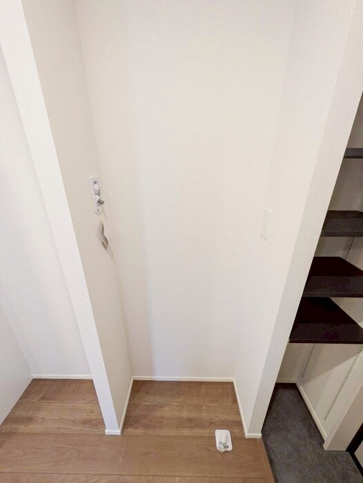 物件内観写真14　(洗濯機置場)