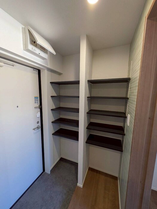 物件内観写真17　(靴箱)