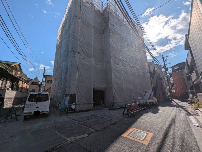 物件外観写真1　(建築中)