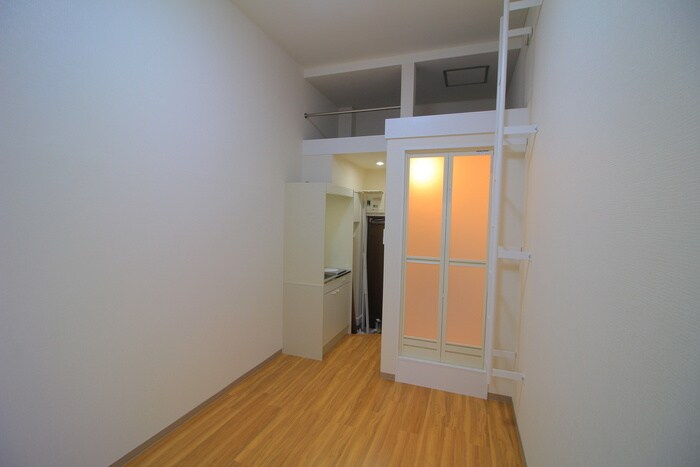 物件内観写真8　(居室)