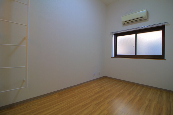 物件内観写真21　(居室)