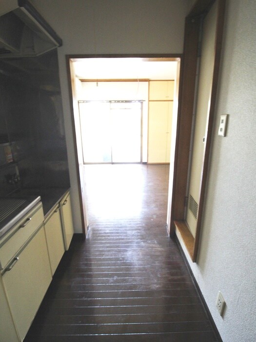 物件内観写真19　(廊下)