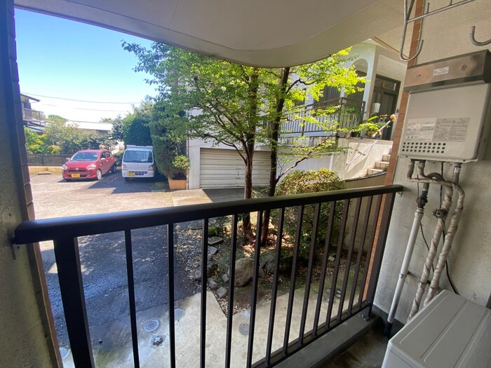 物件内観写真22　(室内からの展望)