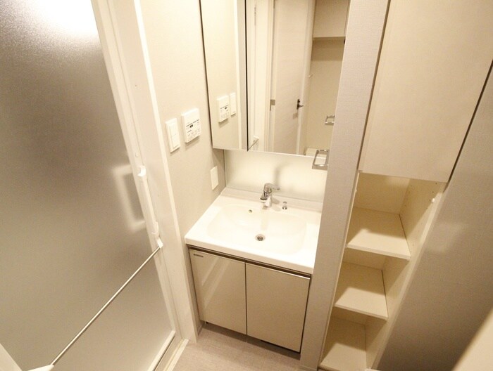 物件内観写真13　(洗面)