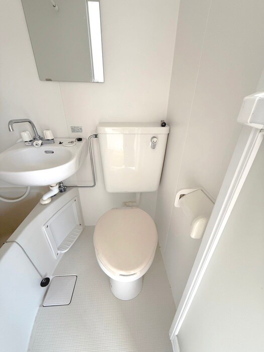 物件内観写真12　(トイレ)