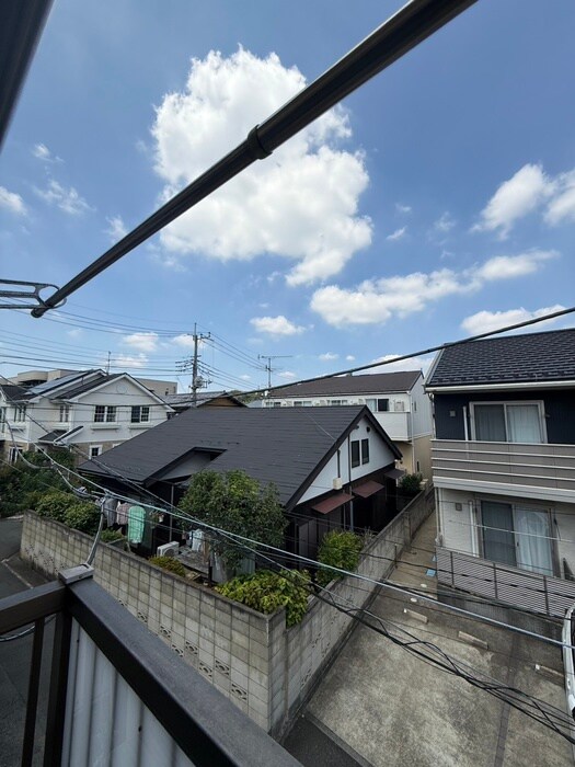 物件内観写真18　(室内からの展望)