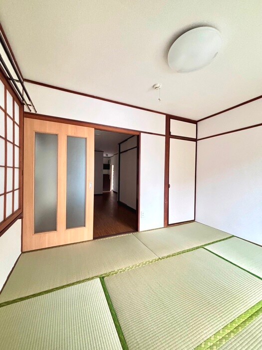 物件内観写真8　(居室)