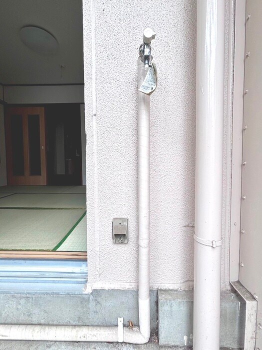 物件内観写真16　(洗濯機置場)