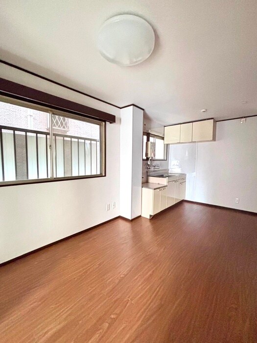 物件内観写真18　(居室)