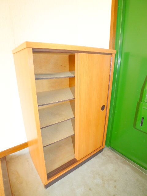 物件内観写真16　(靴箱)