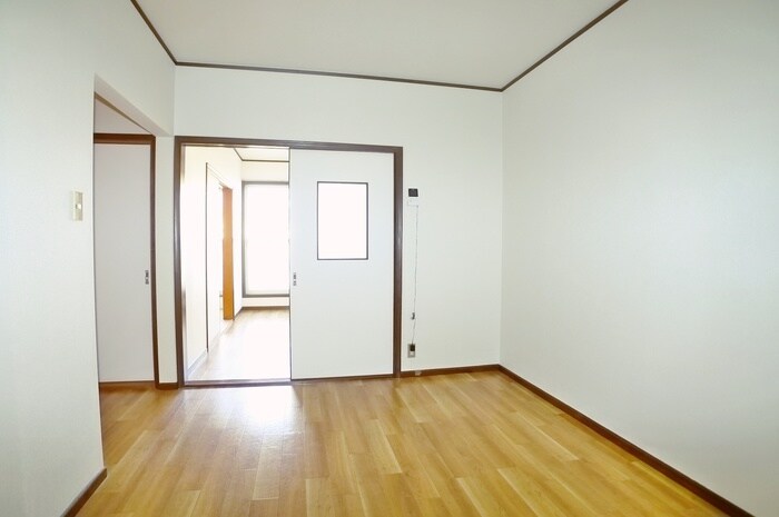 物件内観写真8　(内観写真)