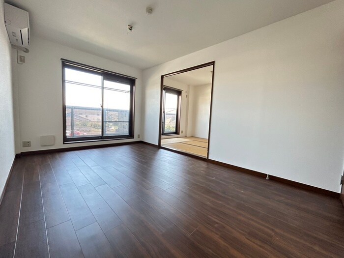 物件内観写真7　(居室)