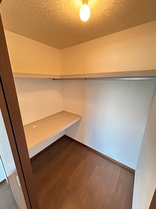 物件内観写真11　(収納)