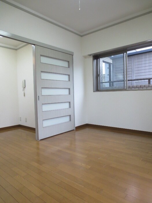 物件内観写真5　(居室)