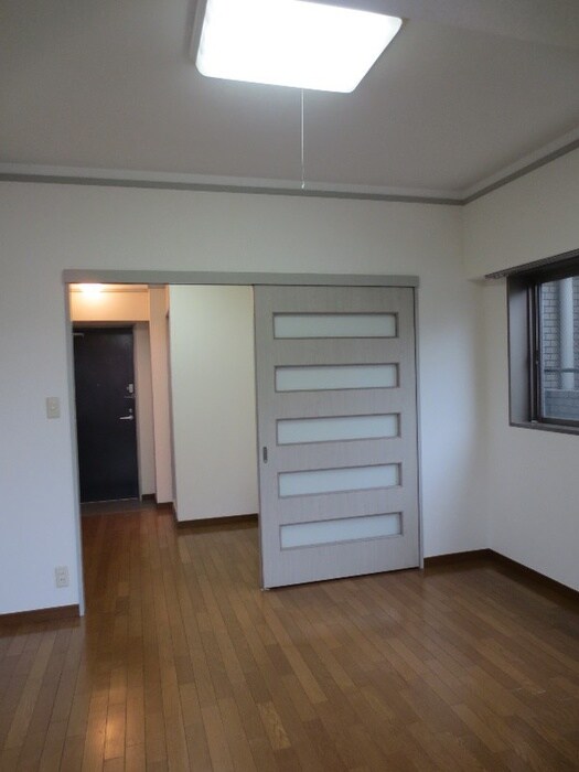 物件内観写真11　(居室)