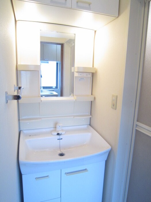 物件内観写真9　(洗面)