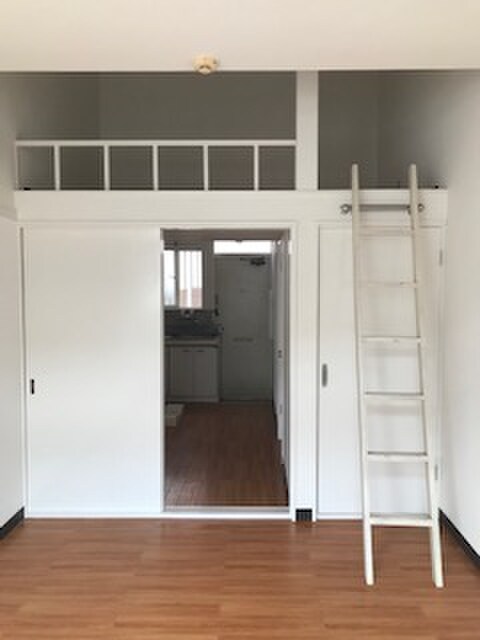 物件内観写真8　(居室)