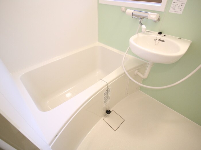 物件内観写真12　(バス／シャワールーム等)