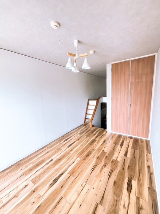 物件内観写真12　(居室)