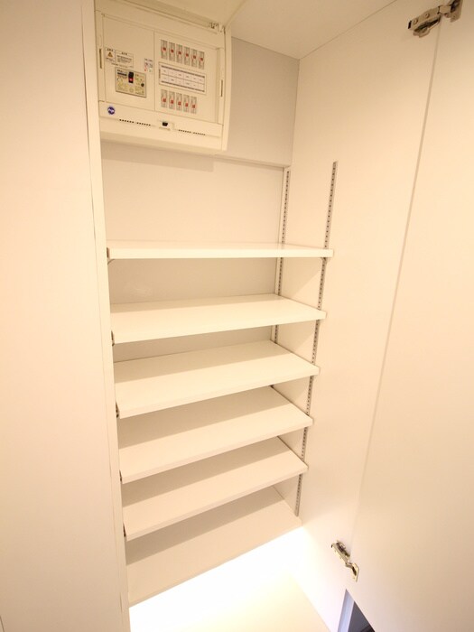 物件内観写真14　(靴箱)