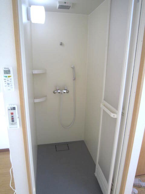 物件内観写真14　(バス／シャワールーム等)