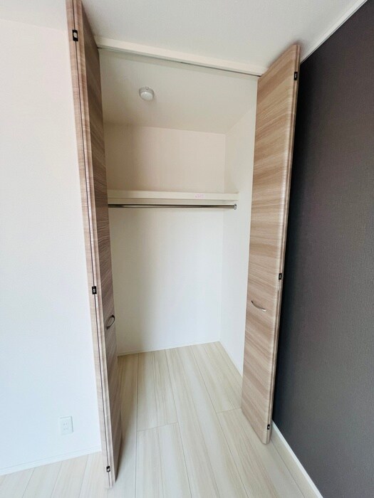 物件内観写真12　(収納)