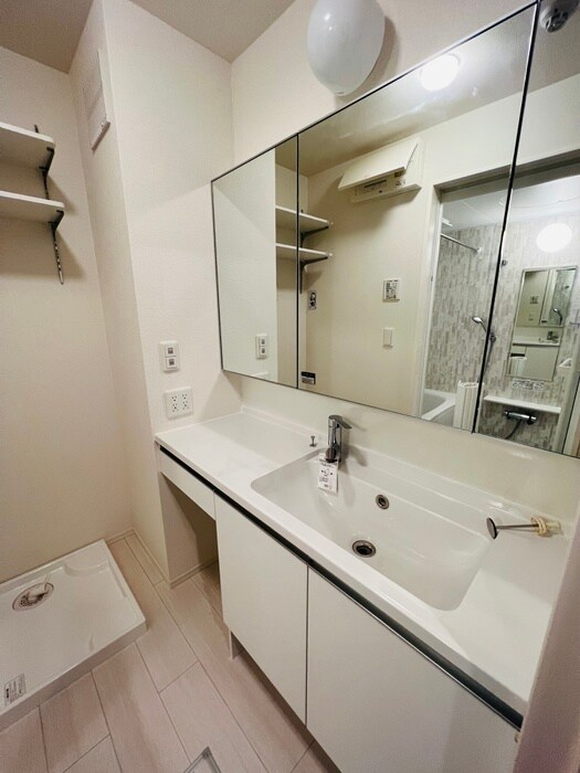 物件内観写真14　(洗面)