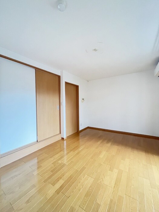 物件内観写真6　(居室)