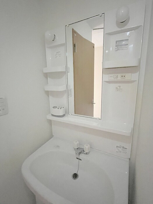 物件内観写真12　(洗面)