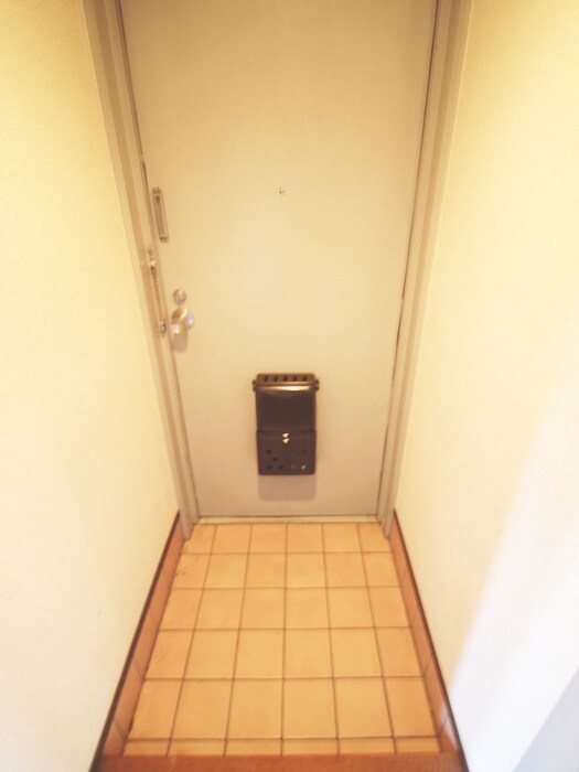 物件内観写真17　(玄関)