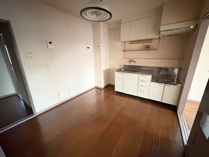 物件内観写真10　(居室)