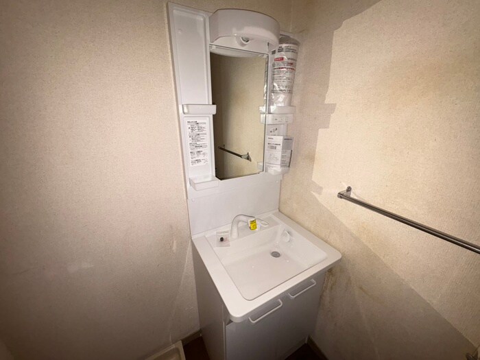 物件内観写真13　(洗面)