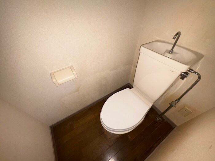 物件内観写真14　(トイレ)