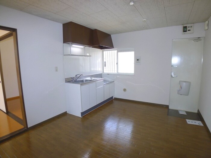 物件内観写真6　(居室)