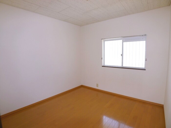 物件内観写真15　(居室)