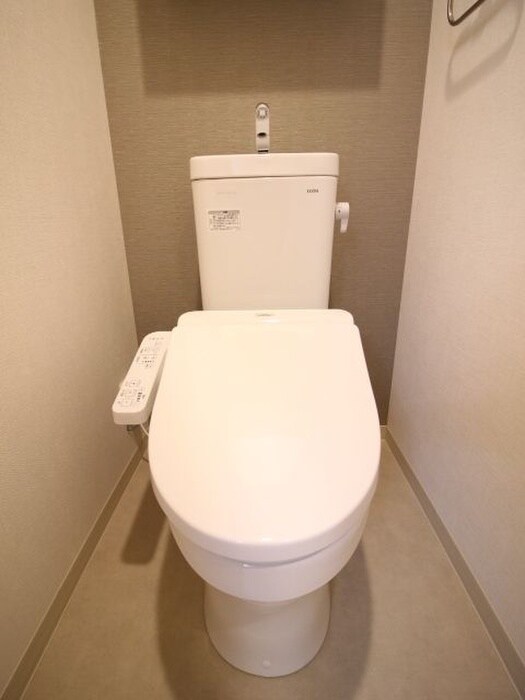 物件内観写真14　(トイレ)