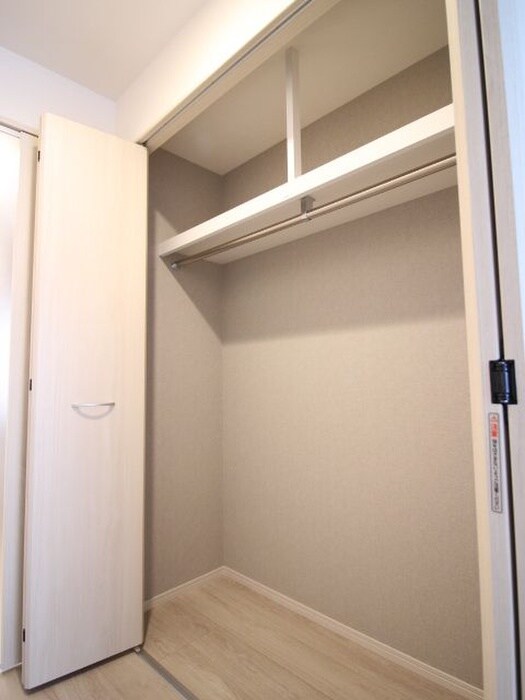 物件内観写真15　(収納)