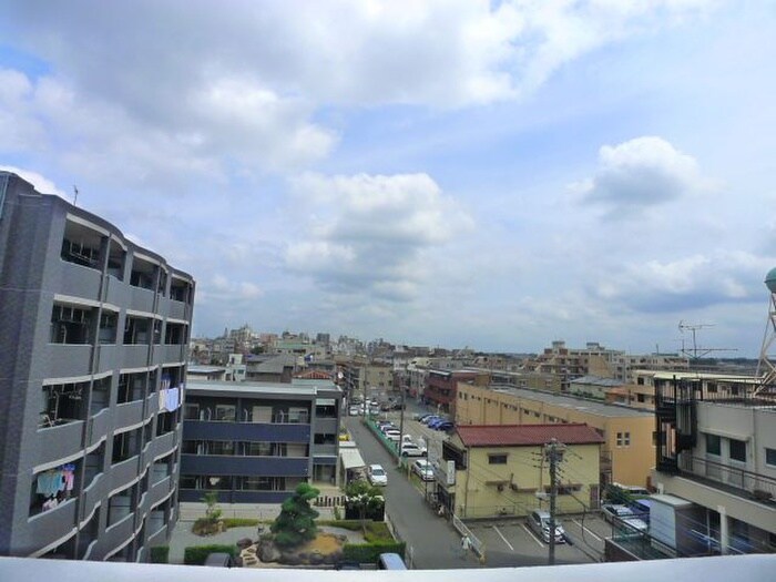 物件内観写真19　(室内からの展望)